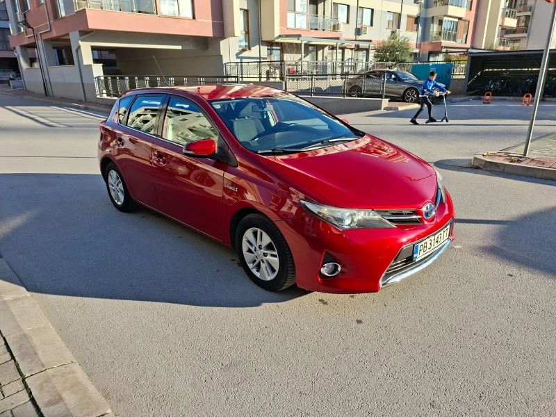 Toyota Auris, снимка 4 - Автомобили и джипове - 52822607