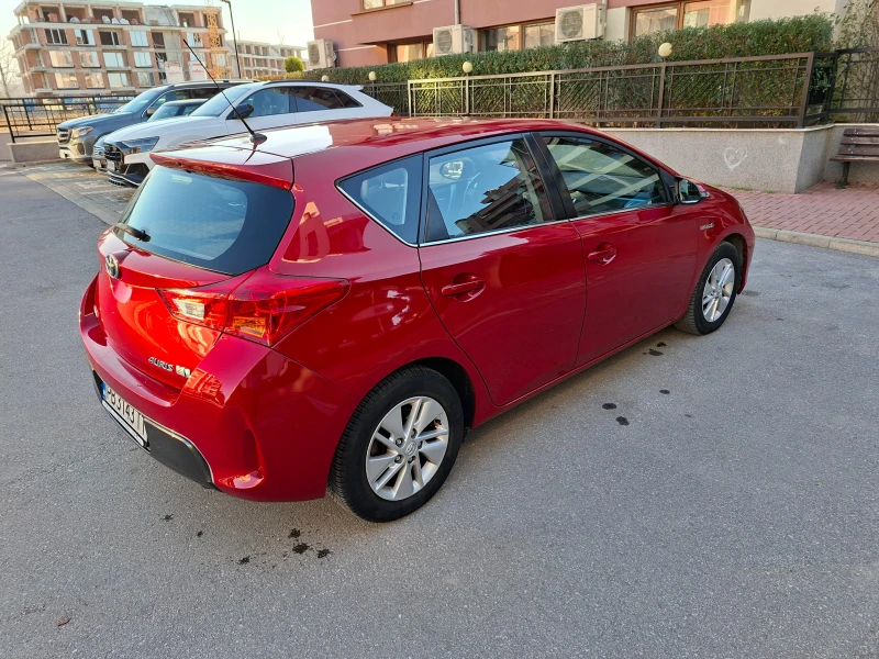 Toyota Auris, снимка 3 - Автомобили и джипове - 52822607