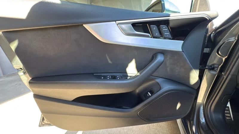 Audi S4, снимка 15 - Автомобили и джипове - 53038128