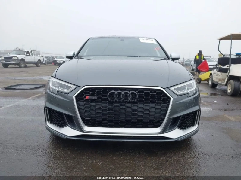Audi Rs3 * 2.5T * CARFAX * БЕЗ ПЪРВОНАЧАЛНА ВНОСКА, снимка 12 - Автомобили и джипове - 53422909