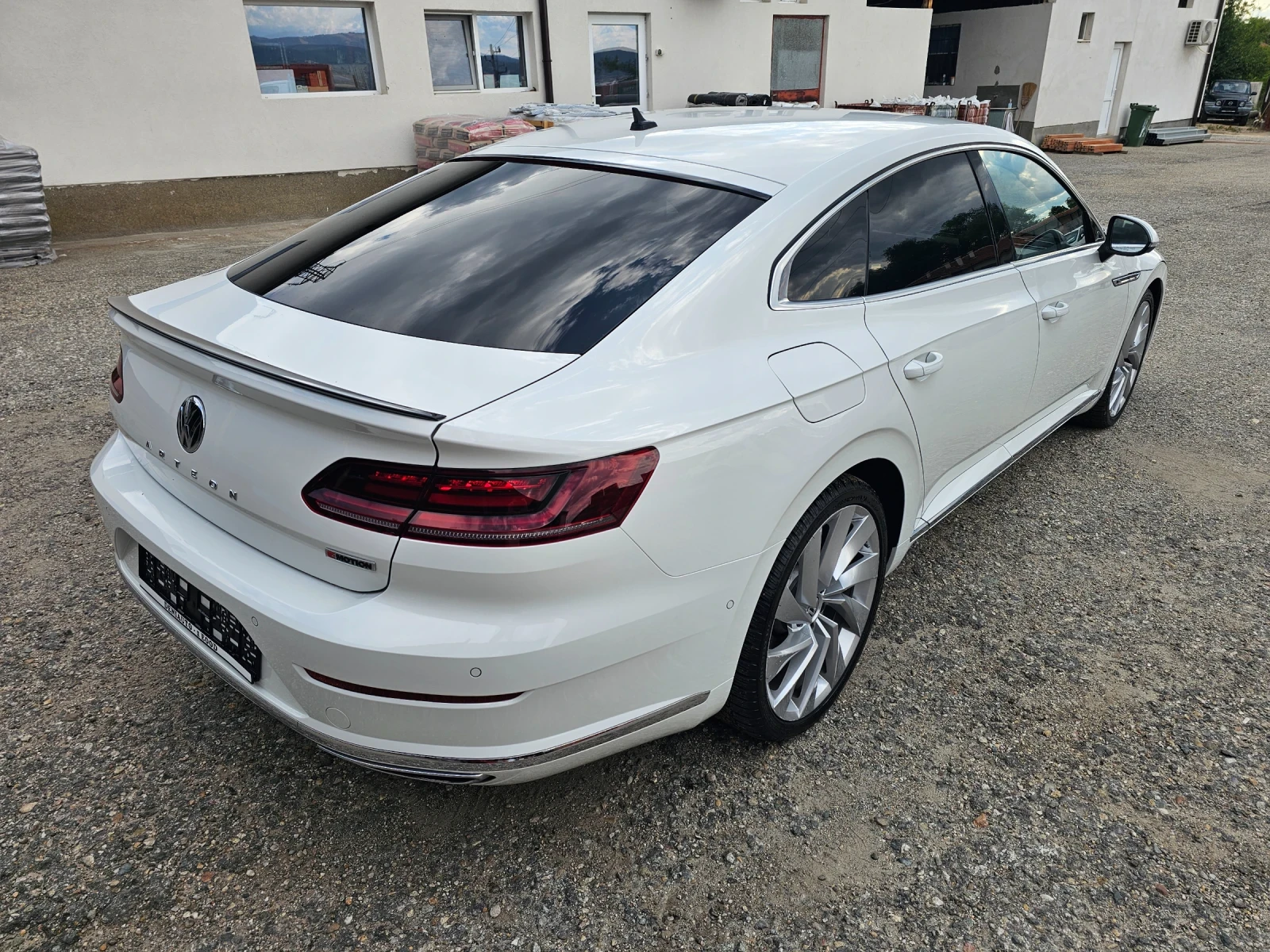 VW Arteon 2.0TSI R-line 4x4, снимка 6 - Автомобили и джипове - 55274155