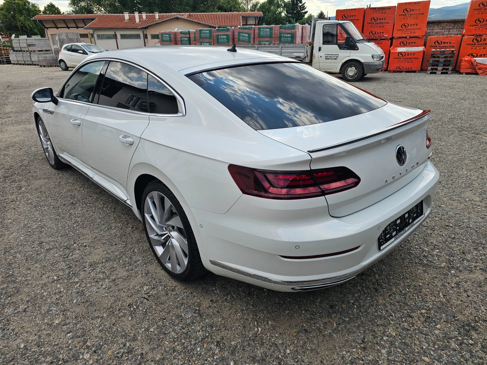 VW Arteon 2.0TSI R-line 4x4, снимка 4 - Автомобили и джипове - 55274155