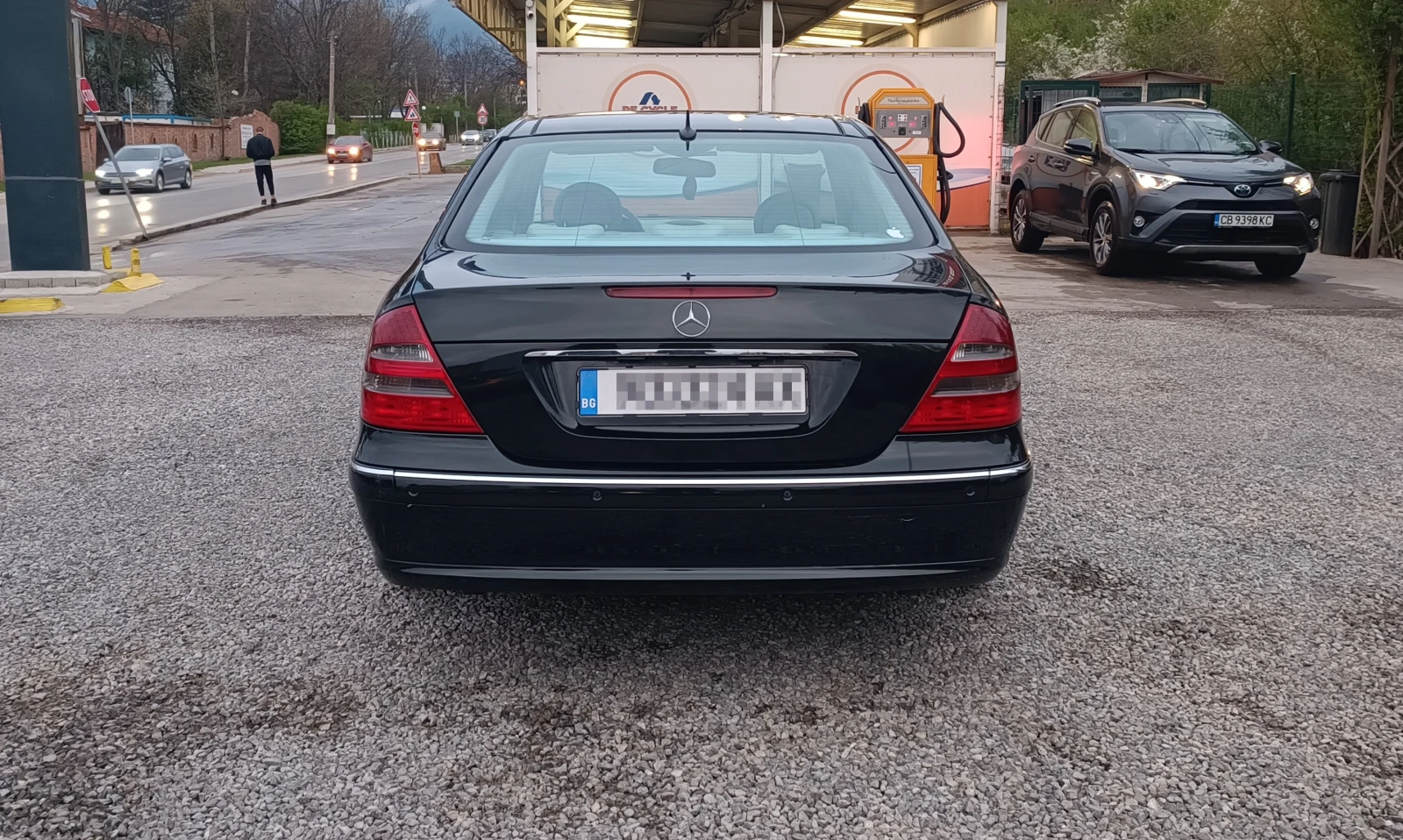 Mercedes-Benz E 320 CDI Avantgarde - изображение 6