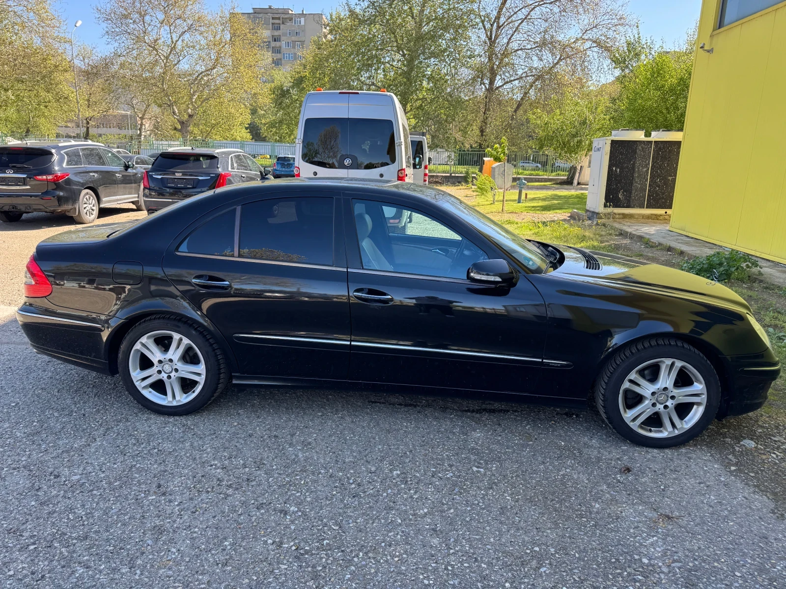 Mercedes-Benz E 320  - изображение 3