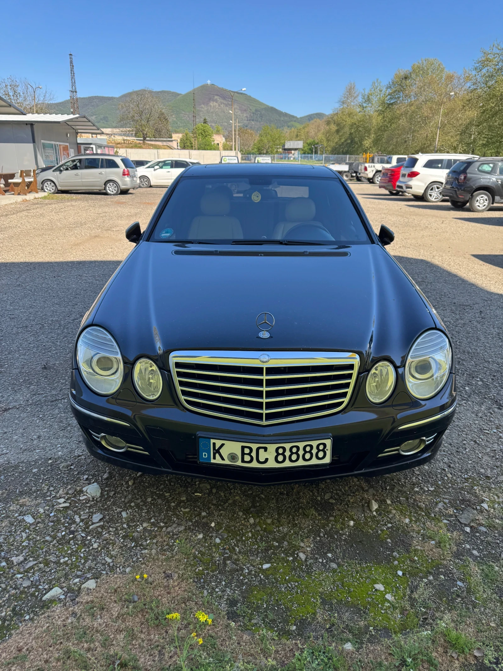 Mercedes-Benz E 320  - изображение 2