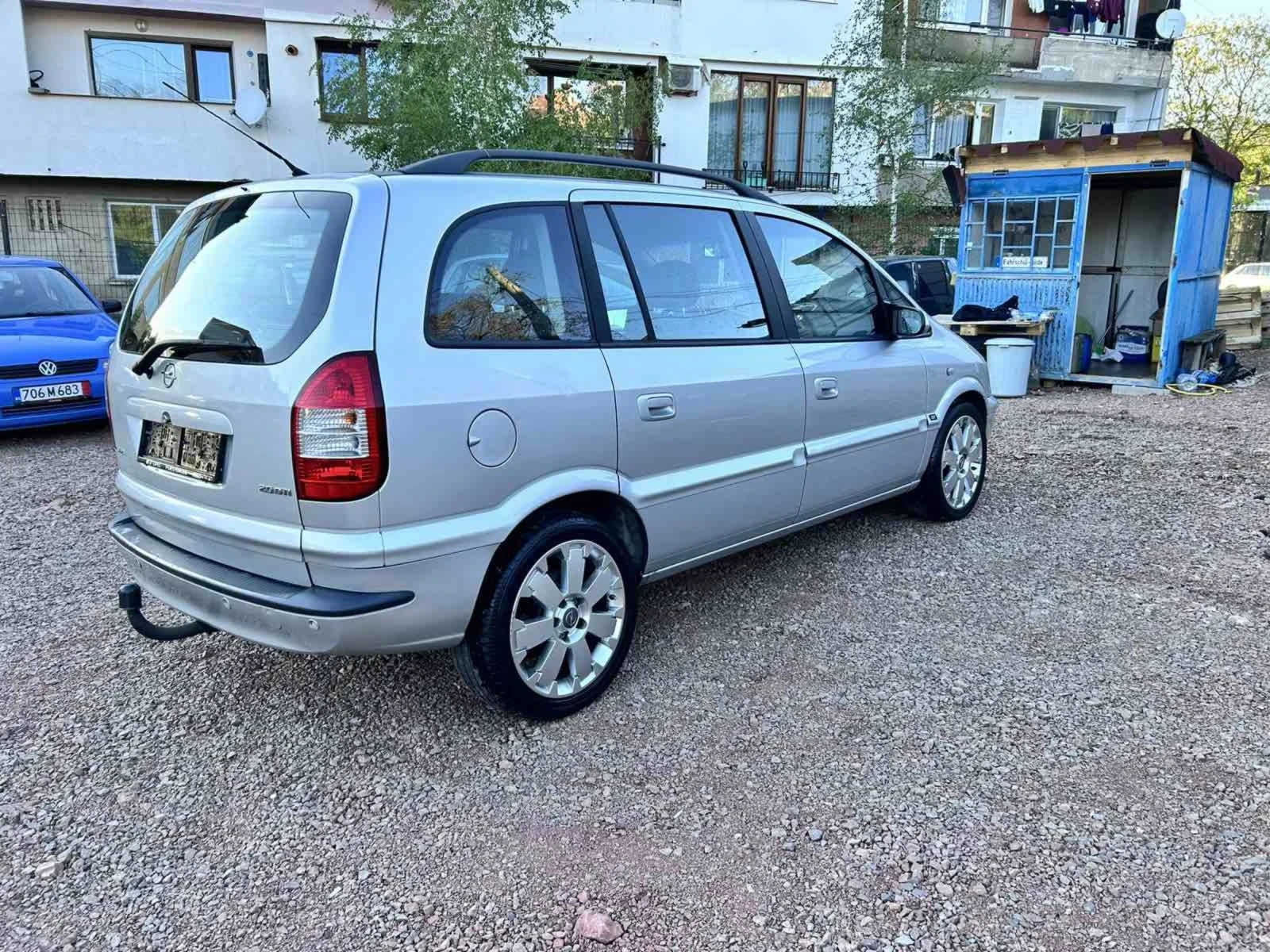 Opel Zafira 2.0 101 Sport 7 местен  - изображение 6