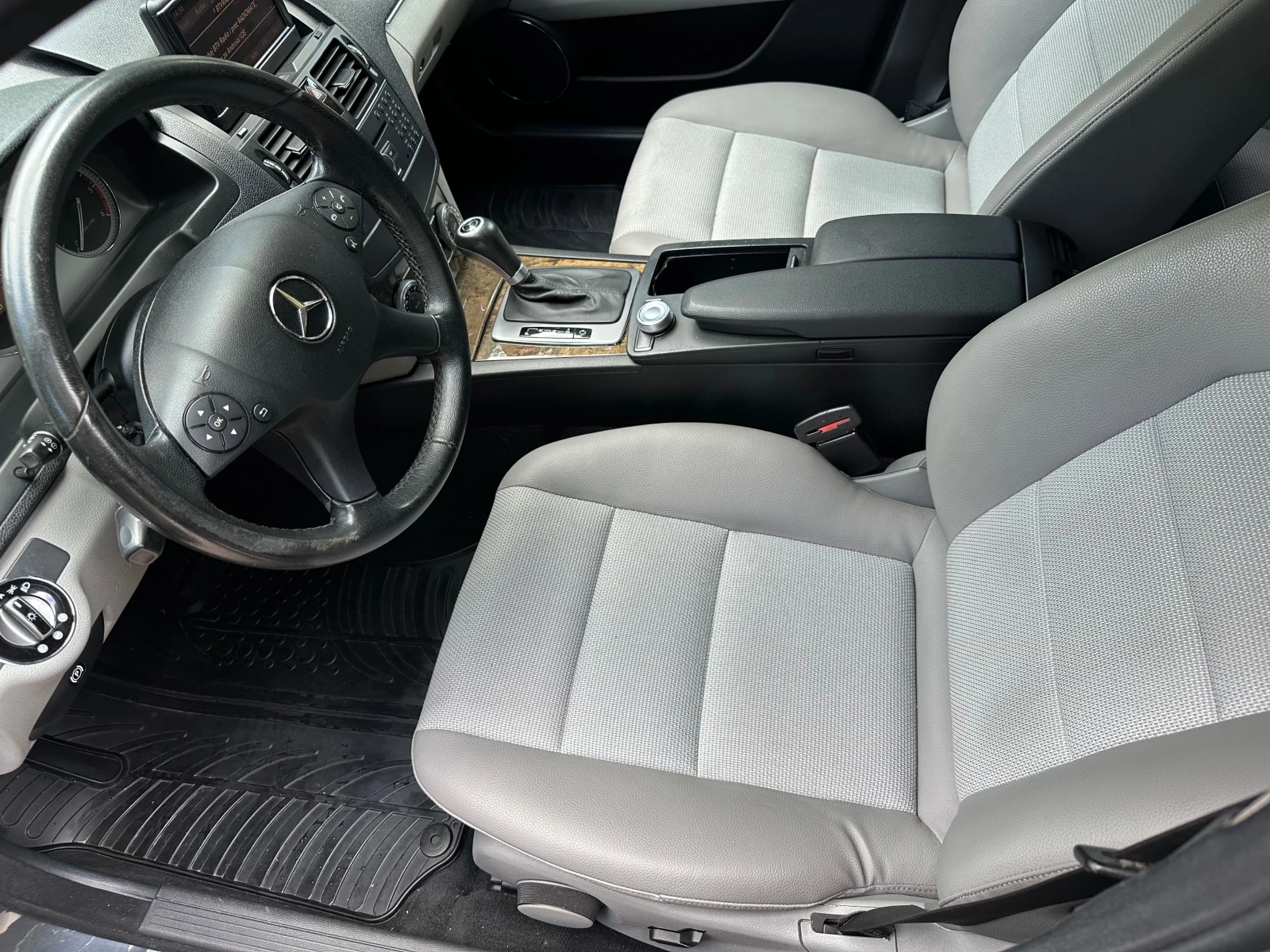 Mercedes-Benz C 220 CDI - изображение 6