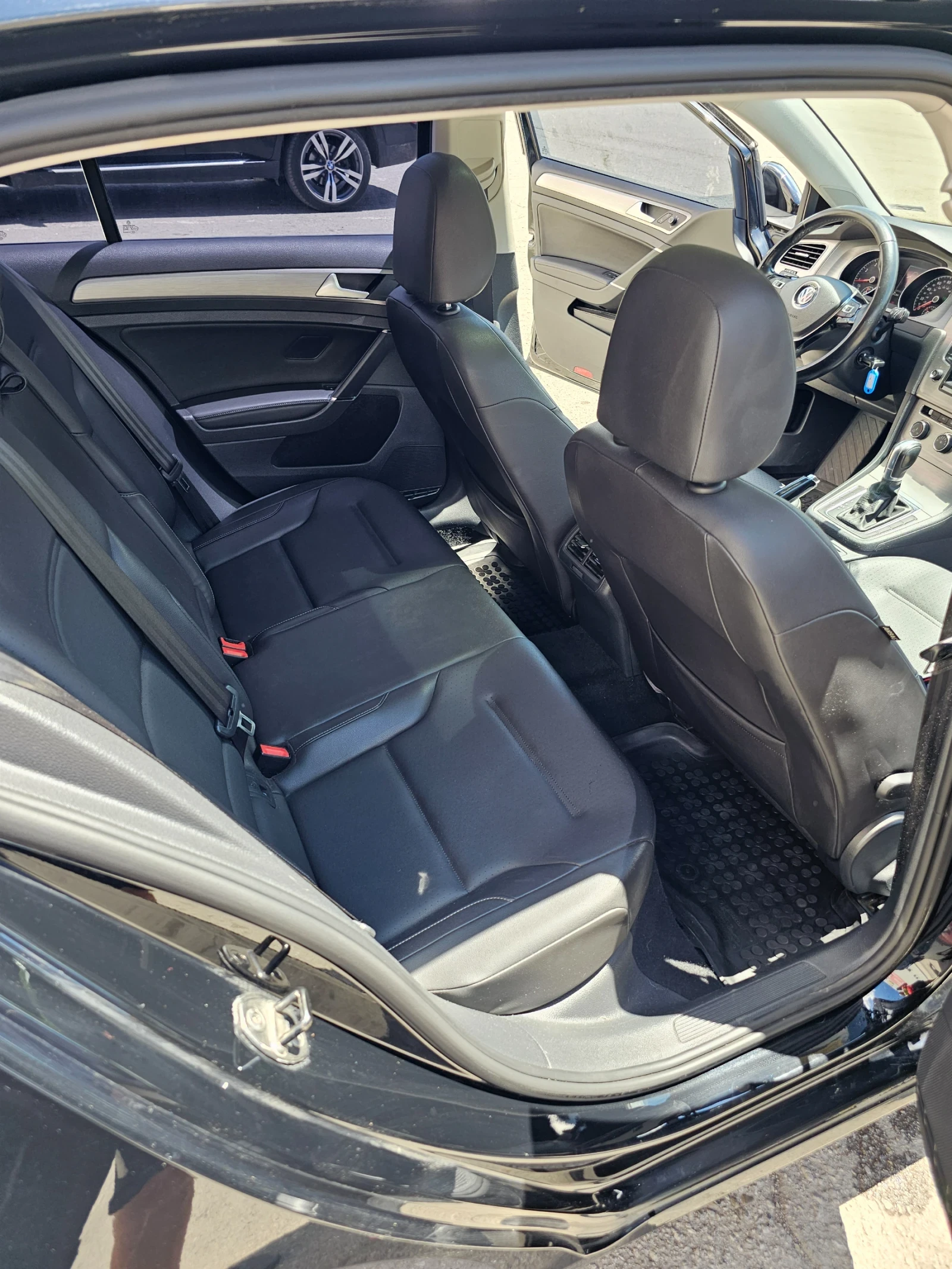 VW Golf  - изображение 7