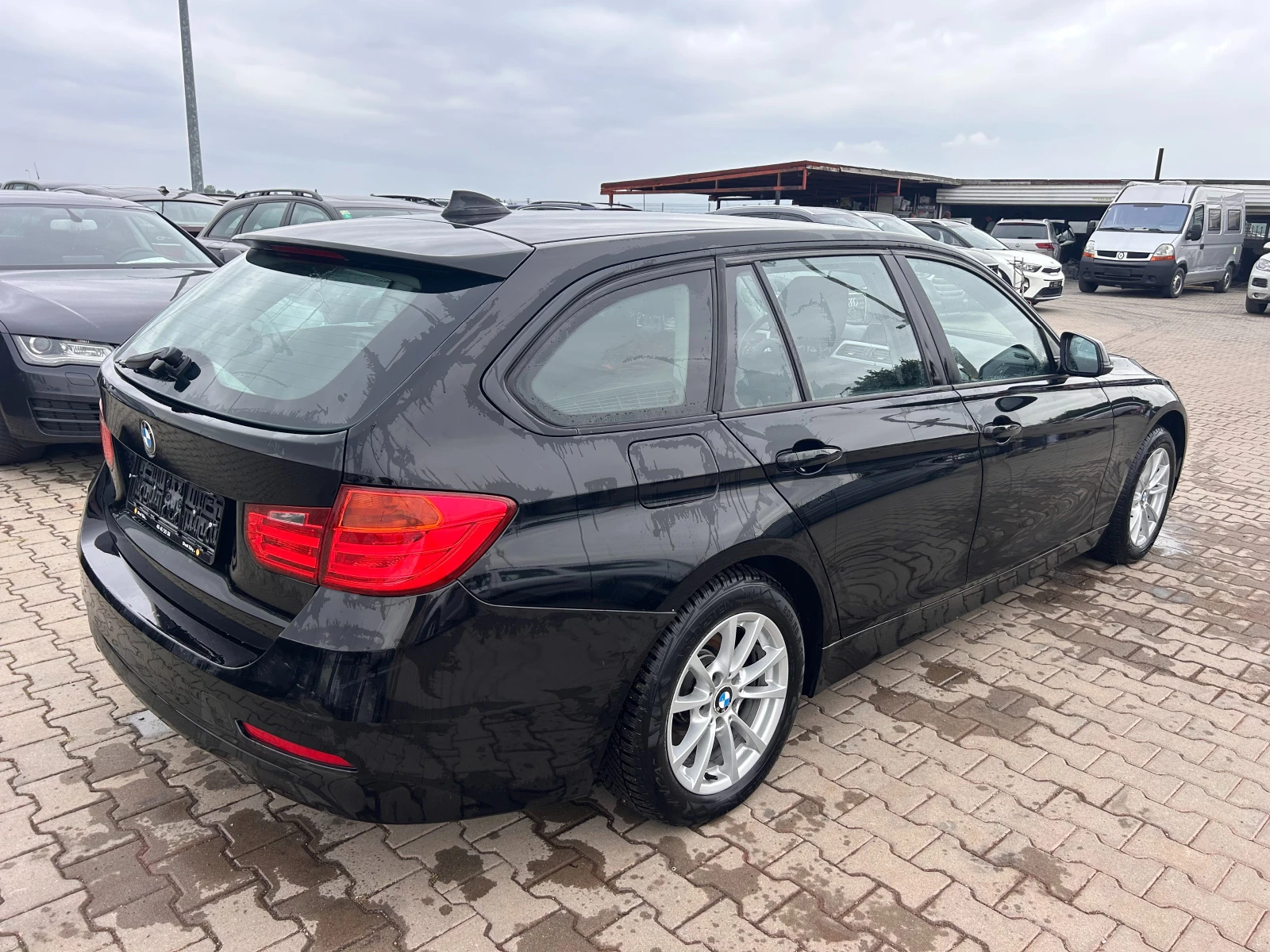 BMW 318 D NAVI EURO 5 - изображение 6