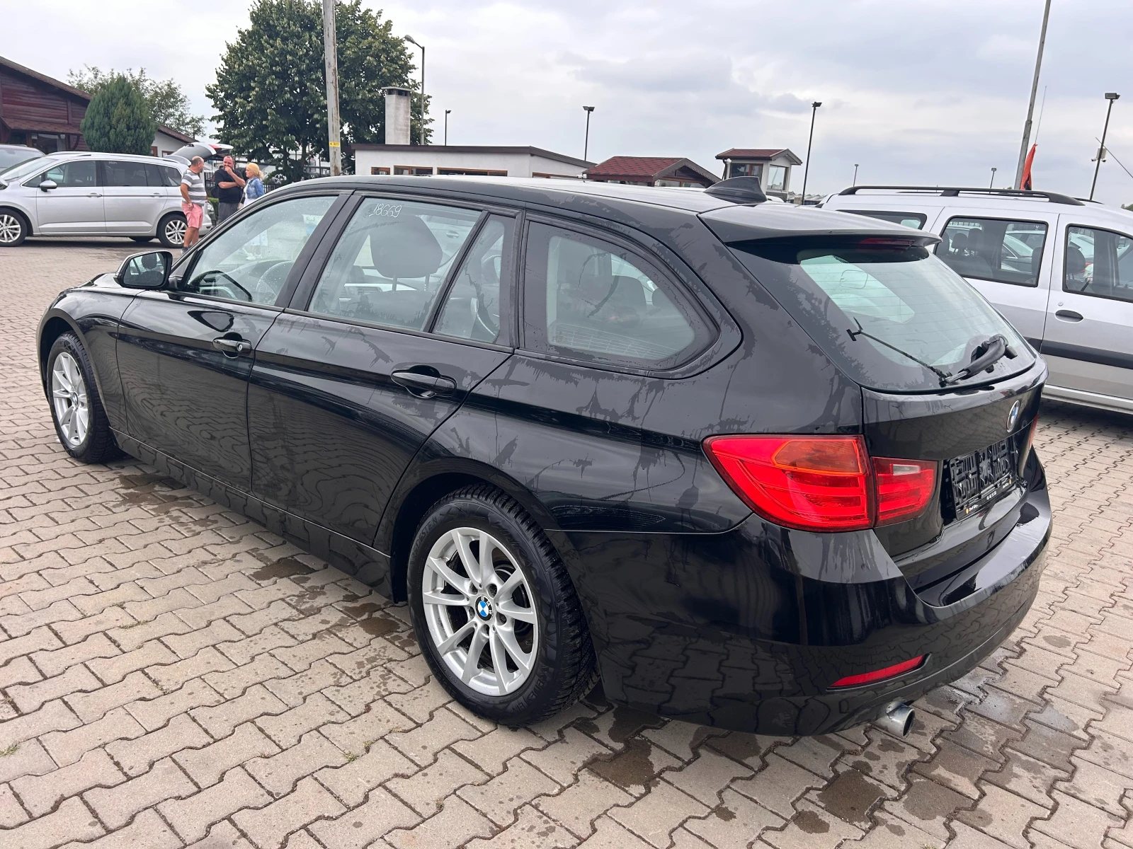 BMW 318 D NAVI EURO 5 - изображение 8