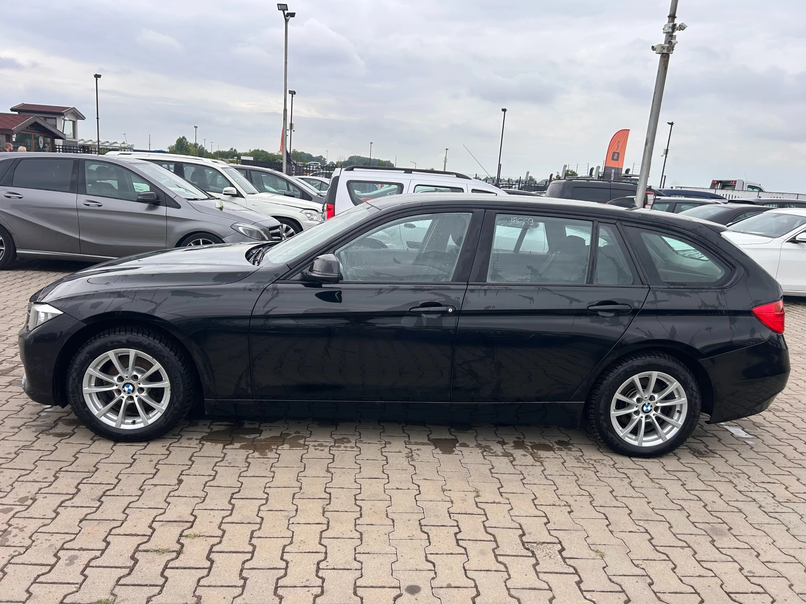 BMW 318 D NAVI EURO 5 - изображение 9