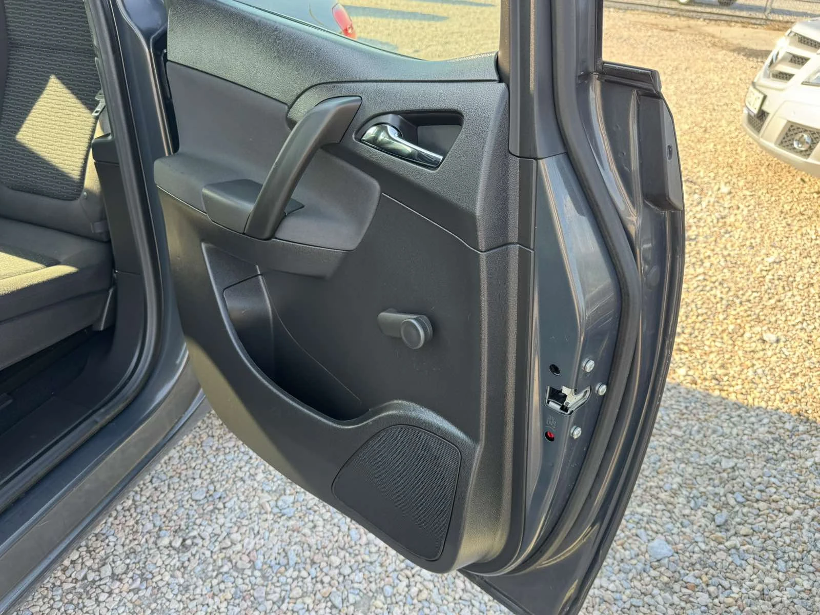 Opel Meriva 1.4GAZ - изображение 7