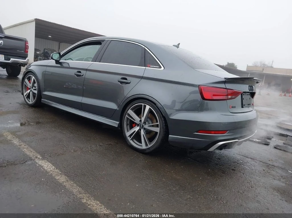 Audi Rs3 * 2.5T * CARFAX * БЕЗ ПЪРВОНАЧАЛНА ВНОСКА - изображение 3