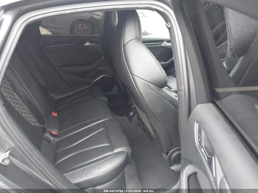 Audi Rs3 * 2.5T * CARFAX * БЕЗ ПЪРВОНАЧАЛНА ВНОСКА - изображение 8