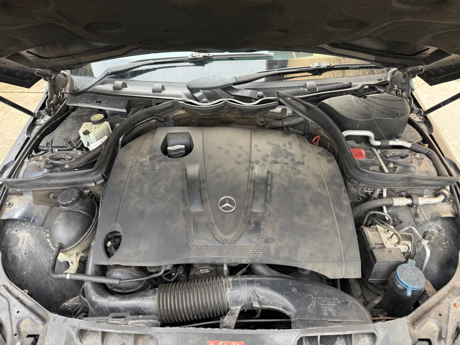 Mercedes-Benz C 220 2.2CDI, снимка 7 - Автомобили и джипове - 53608009