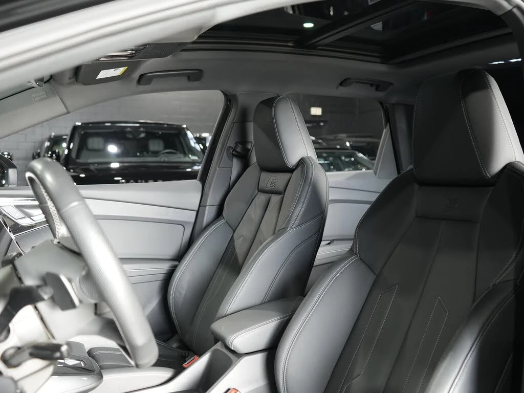 Audi E-Tron Q4 e-tron  - изображение 7