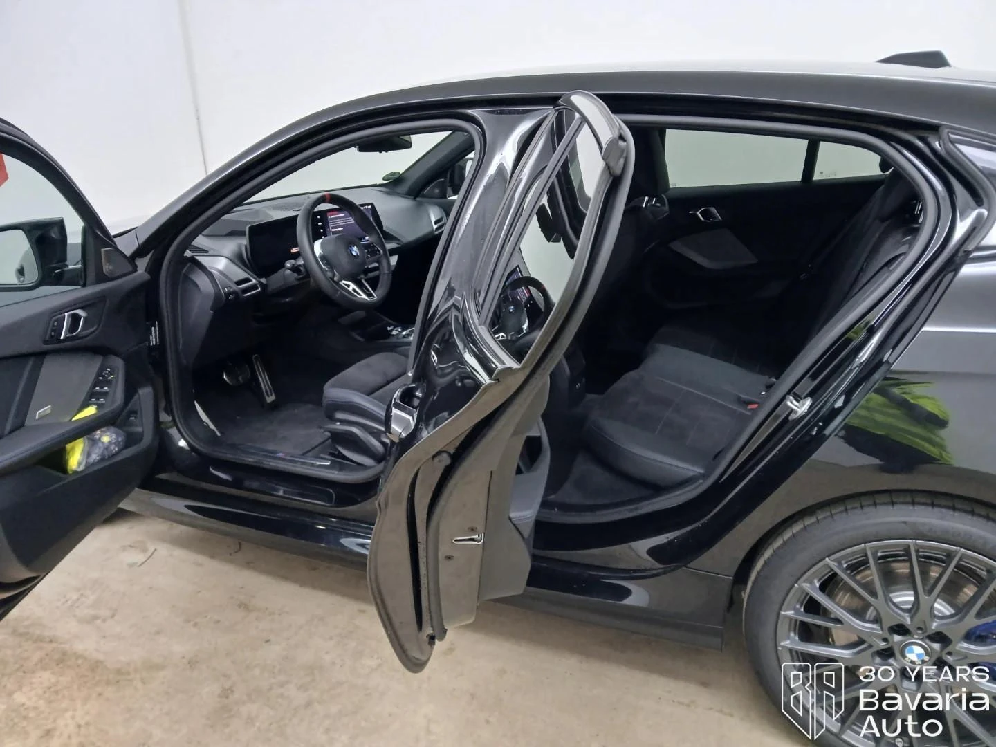 BMW M135 xDrive Steptronic | Mobile.bg � ����������� 5