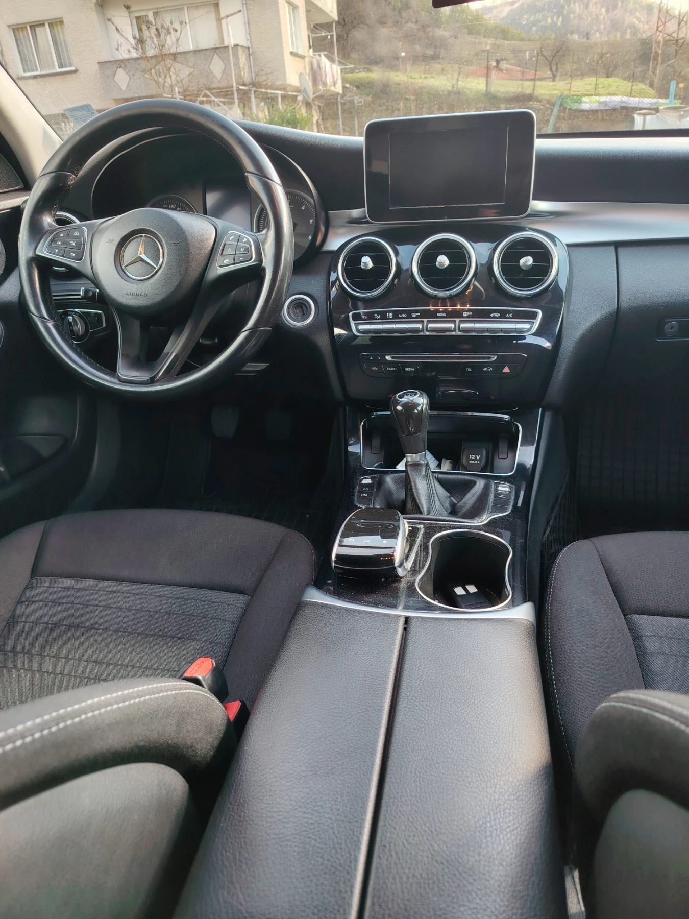 Mercedes-Benz C 180, снимка 13 - Автомобили и джипове - 53989229