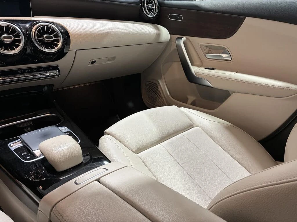 Mercedes-Benz A 250 * ���������� * (���� �� ��) | Mobile.bg � ����������� 12
