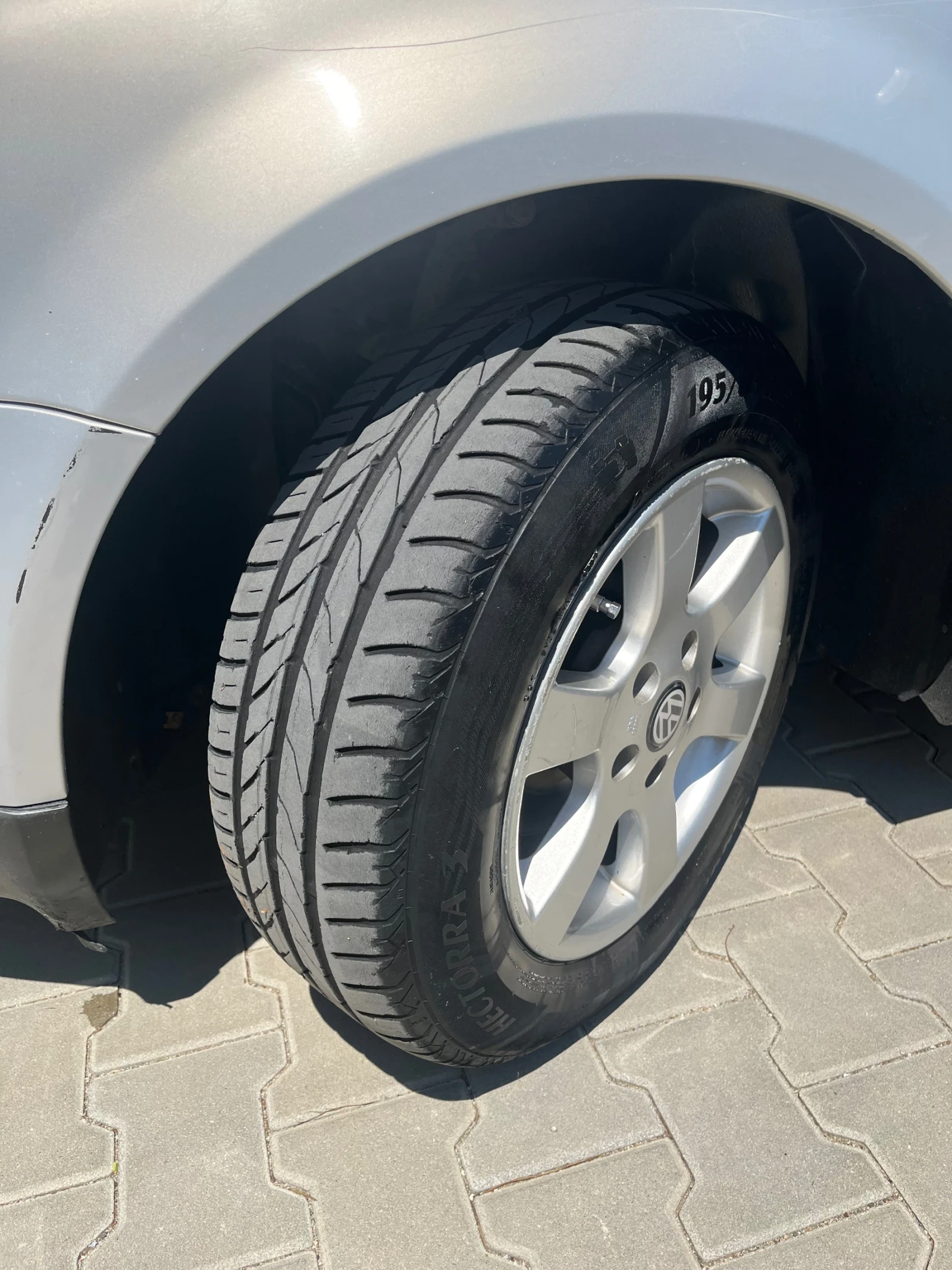 VW Passat, снимка 13 - Автомобили и джипове - 54443998