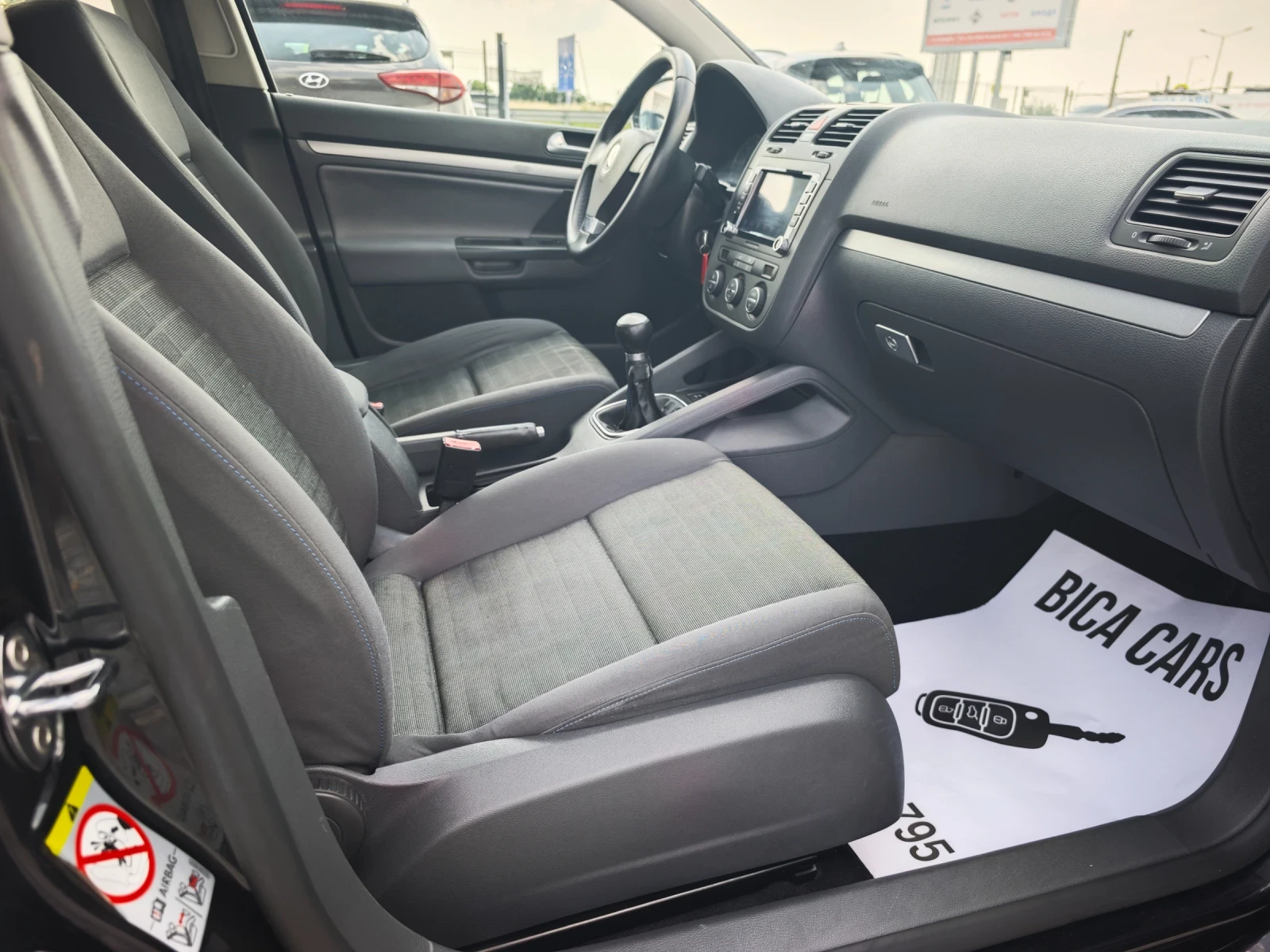 VW Golf 1.9TDI , снимка 12 - Автомобили и джипове - 54801703