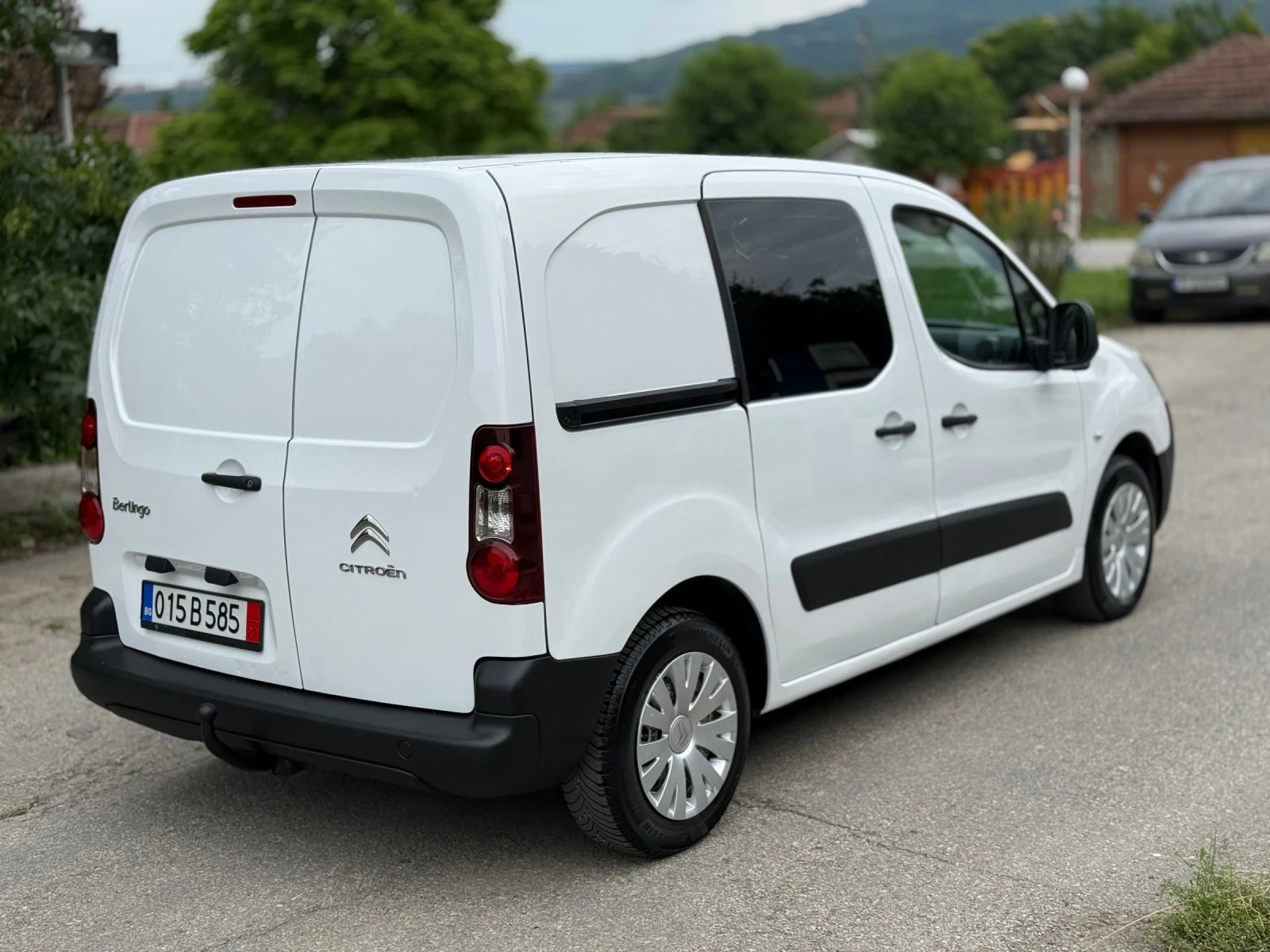 Peugeot Partner 1.6HDI* КЛИМАТИК* ЕВРО 5* 2012, снимка 8 - Автомобили и джипове - 54802178