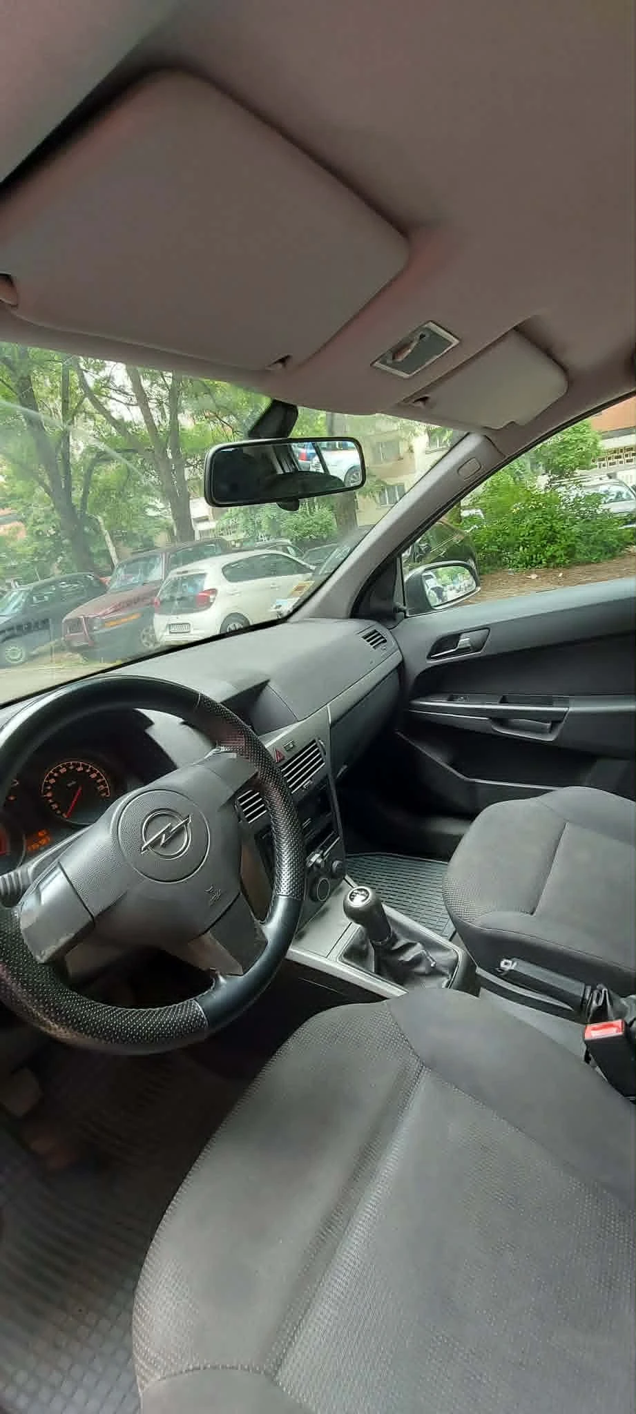 Opel Astra, снимка 4 - Автомобили и джипове - 54885856