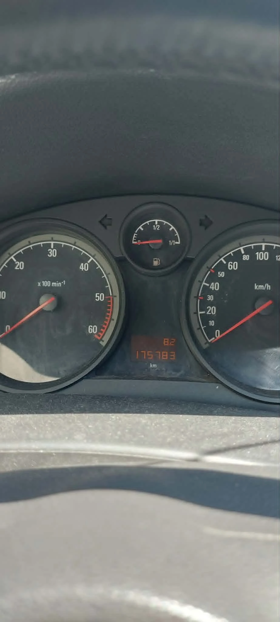Opel Astra, снимка 5 - Автомобили и джипове - 54885856
