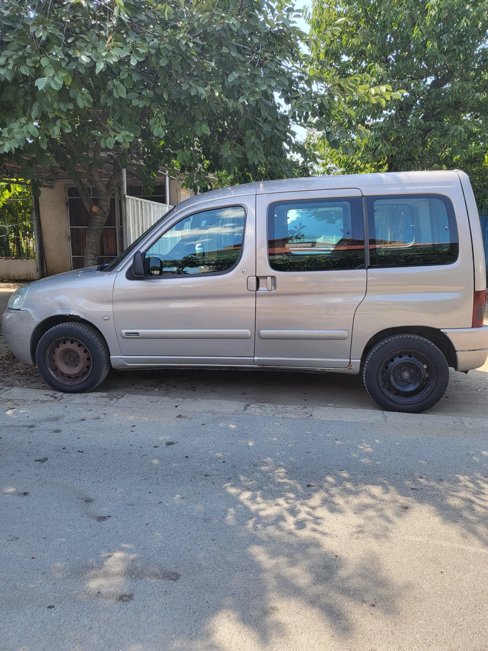 Citroen Berlingo, снимка 2 - Автомобили и джипове - 55499487
