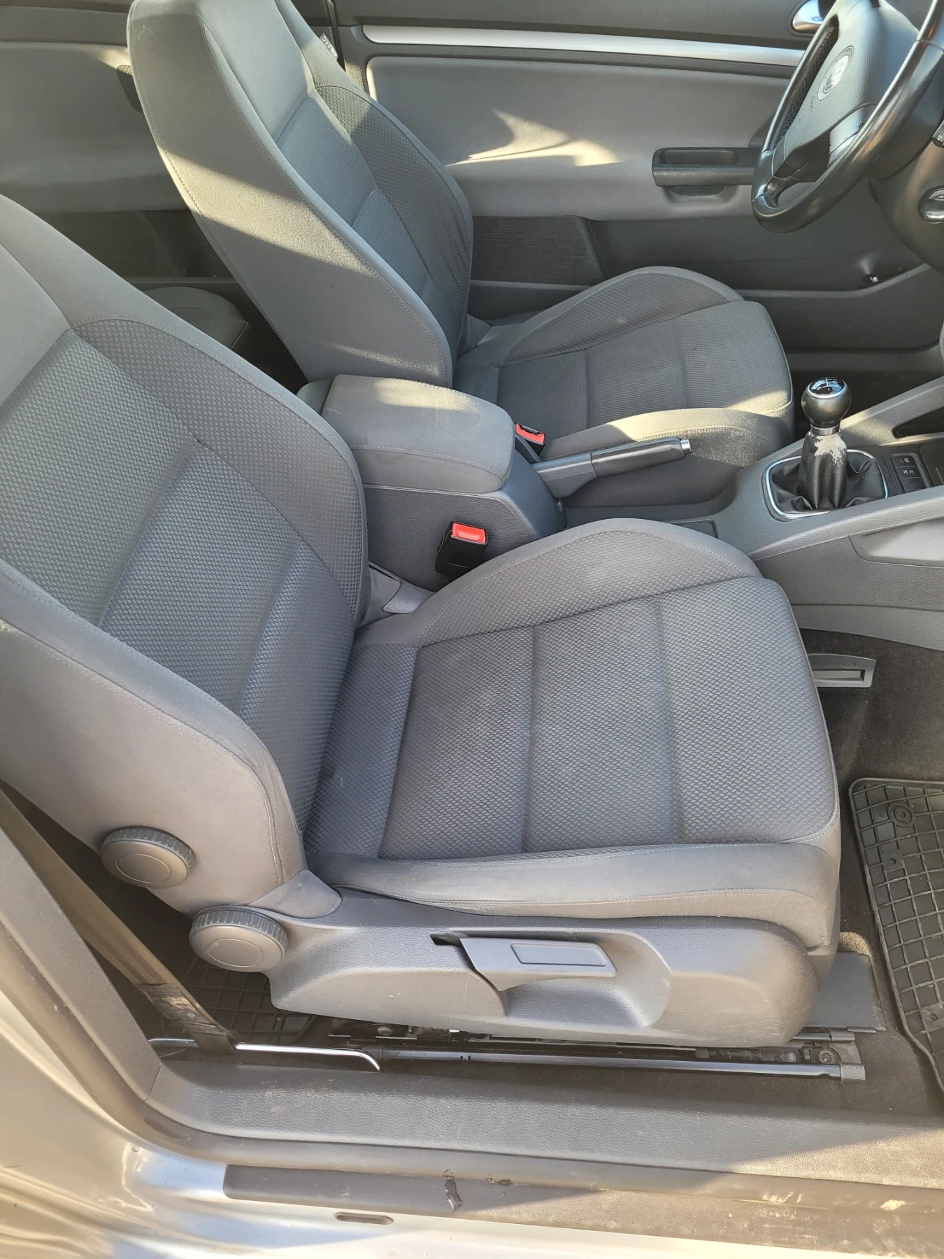 VW Golf Golf V, снимка 6 - Автомобили и джипове - 55596552