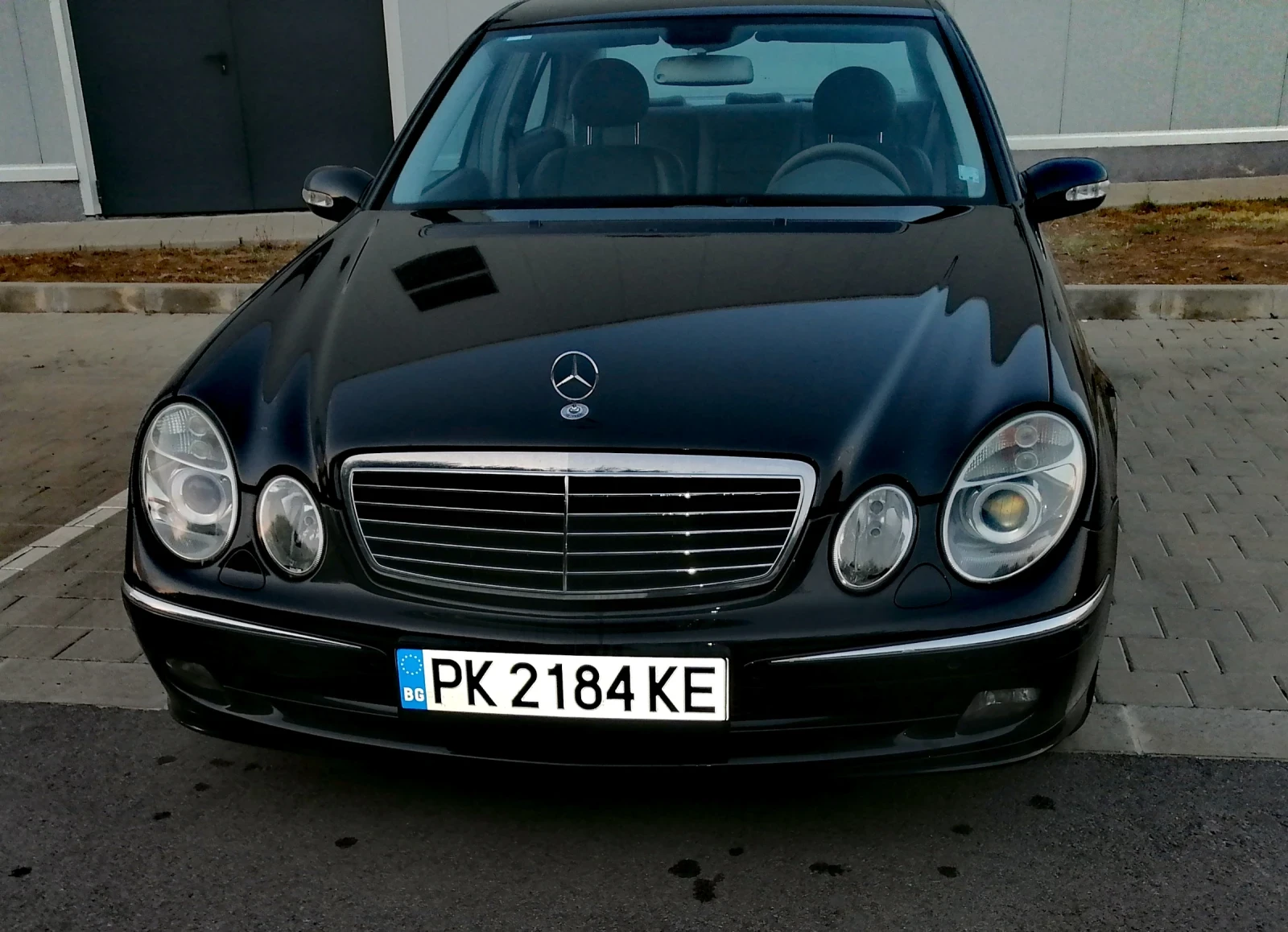 Mercedes-Benz E 220 CDi, снимка 3 - Автомобили и джипове - 56073913