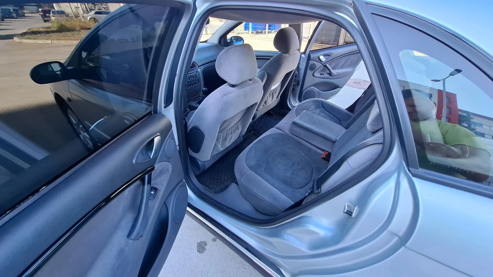 Citroen C5 2.0HDi, снимка 7 - Автомобили и джипове - 56687022