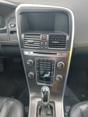 Volvo XC60, снимка 15