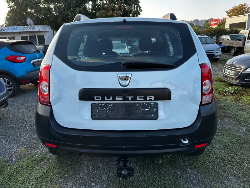 Dacia Duster 1.6 ШВЕЙЦАРИЯ 4х4, снимка 5 - Автомобили и джипове - 47357399