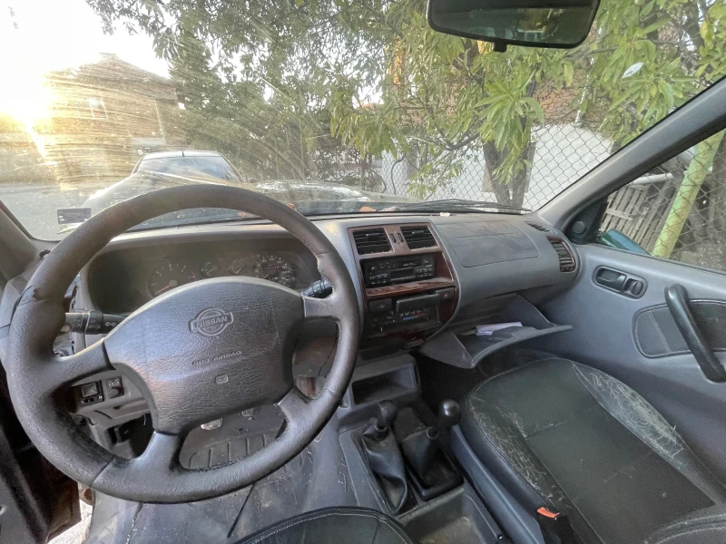 Nissan Terrano, снимка 4 - Автомобили и джипове - 49516629