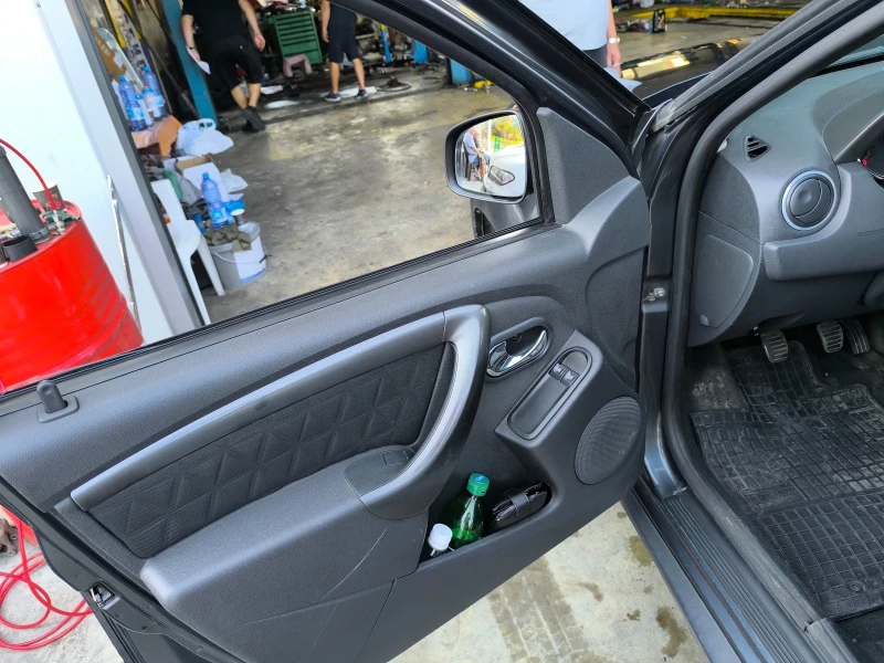 Dacia Duster 1.6 16v LPG, снимка 10 - Автомобили и джипове - 52323682