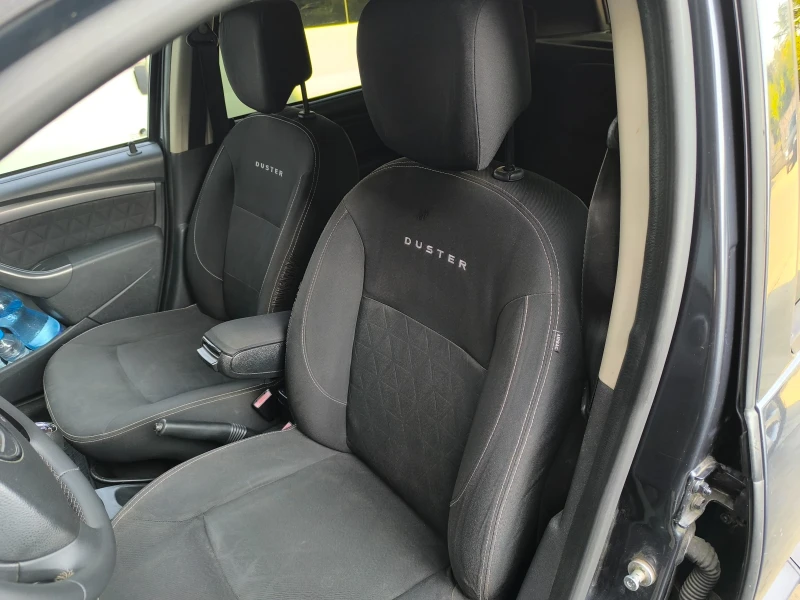 Dacia Duster 1.6 16v LPG, снимка 11 - Автомобили и джипове - 52323682