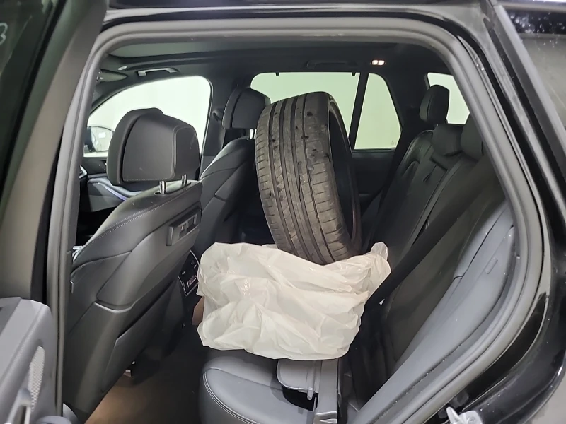 BMW X5 XDRIVE 40I| 360| CARFAX| SWAROWSKI| 2 KEYS| ОБДУХВ, снимка 14 - Автомобили и джипове - 53454643