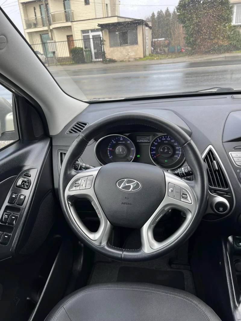 Hyundai IX35 2.0 184k.c, снимка 7 - Автомобили и джипове - 53494968