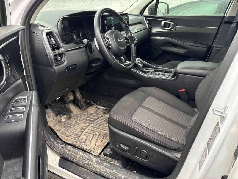 Kia Sorento X Line / CARFAX/ПОДГРЕВИ/ОТ ПРЕДСТАВИТЕЛ НА KIA, снимка 7 - Автомобили и джипове - 53575378