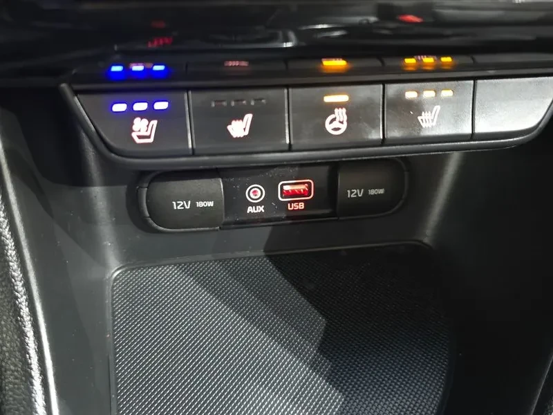 Kia Sportage 4Th Generation Diesel 2.0 2Wd Prestige, снимка 13 - Автомобили и джипове - 55100441