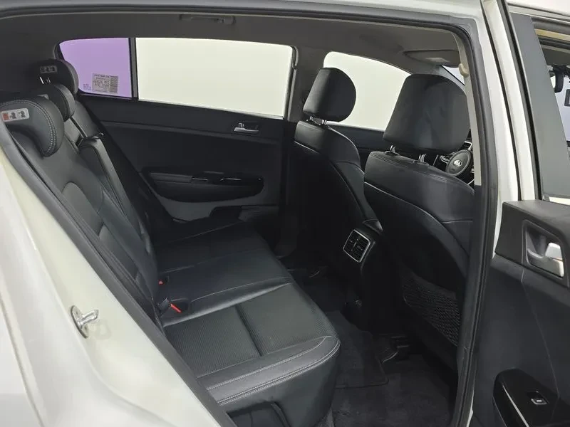 Kia Sportage 4Th Generation Diesel 2.0 2Wd Prestige, снимка 11 - Автомобили и джипове - 55100441