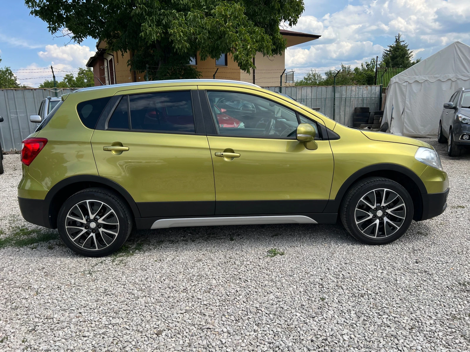 Suzuki SX4 S-Cross 1.6* 4WD* ШВЕЙЦАРИЯ* КОЖА* КАМЕРА*  - изображение 4