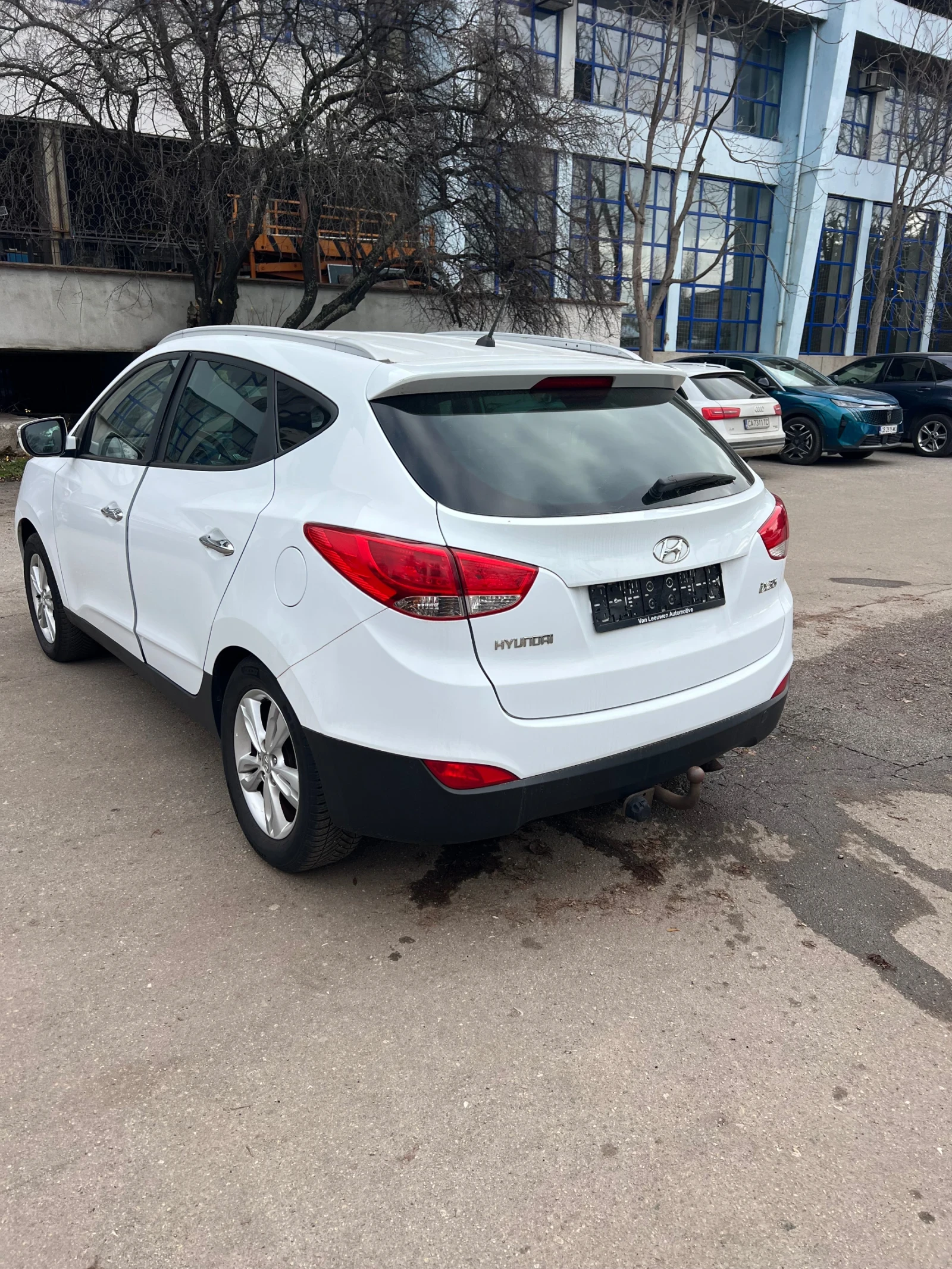 Hyundai IX35 2.0 - изображение 3