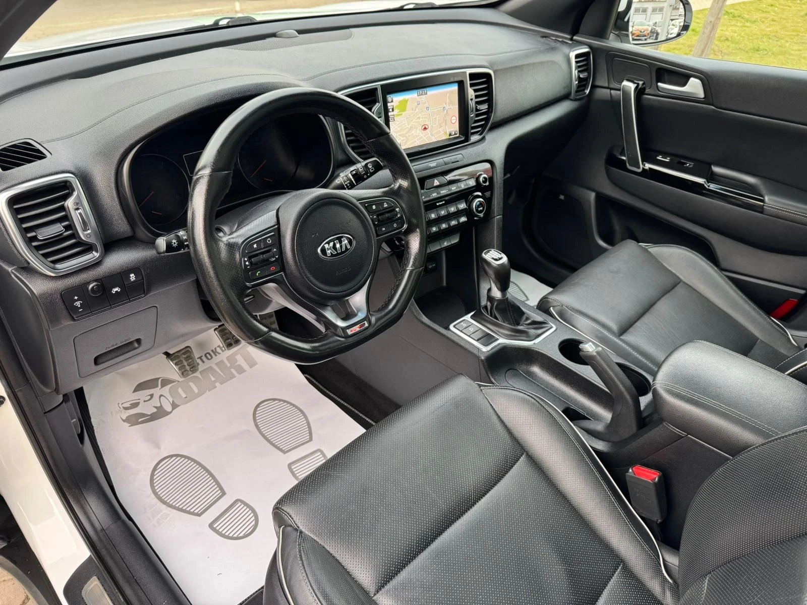 Kia Sportage 2.0CRDi/4x4, снимка 6 - Автомобили и джипове - 53716912