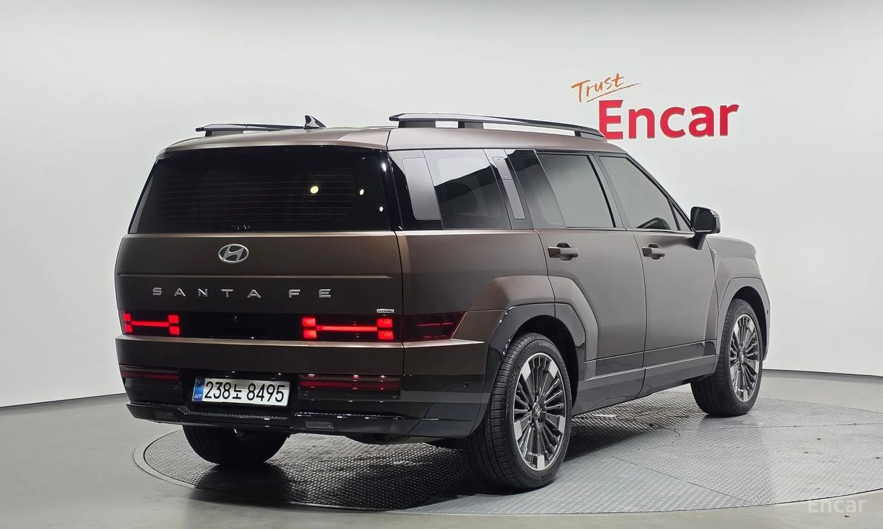 Hyundai Santa fe 1.6* HYBRID* CALIGRAPHY* ОБДУХВАНЕ* 360КАМЕРА* LAN, снимка 2 - Автомобили и джипове - 54665579