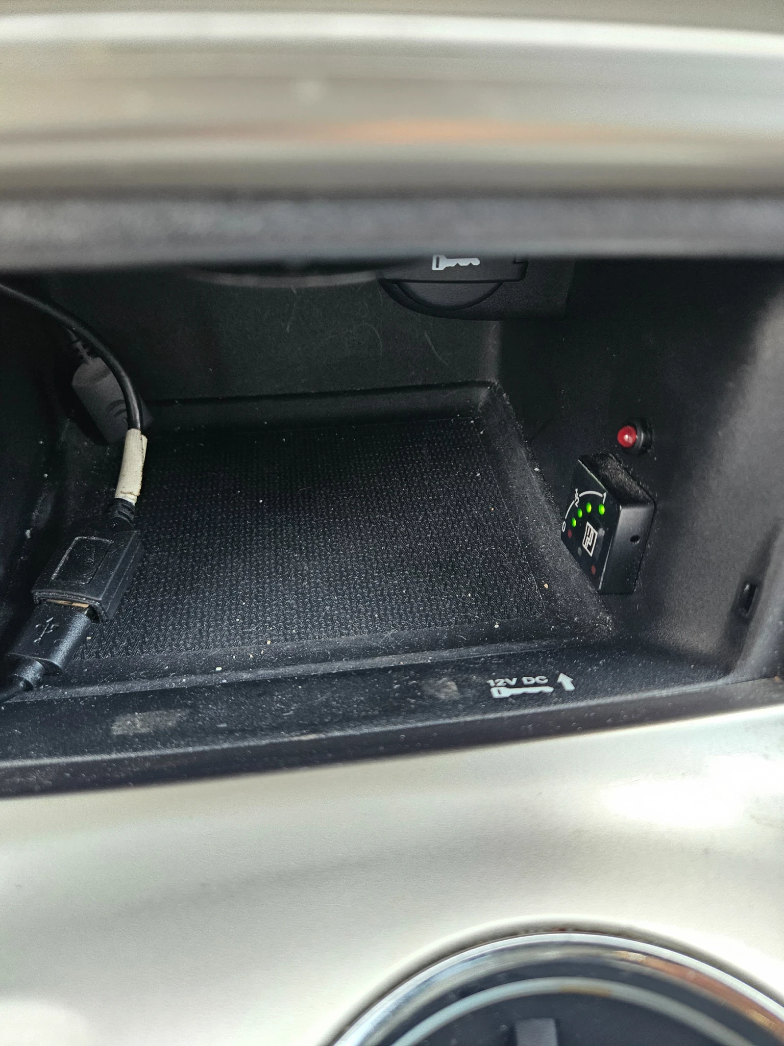 Jeep Grand cherokee Laredo , снимка 10 - Автомобили и джипове - 54923431