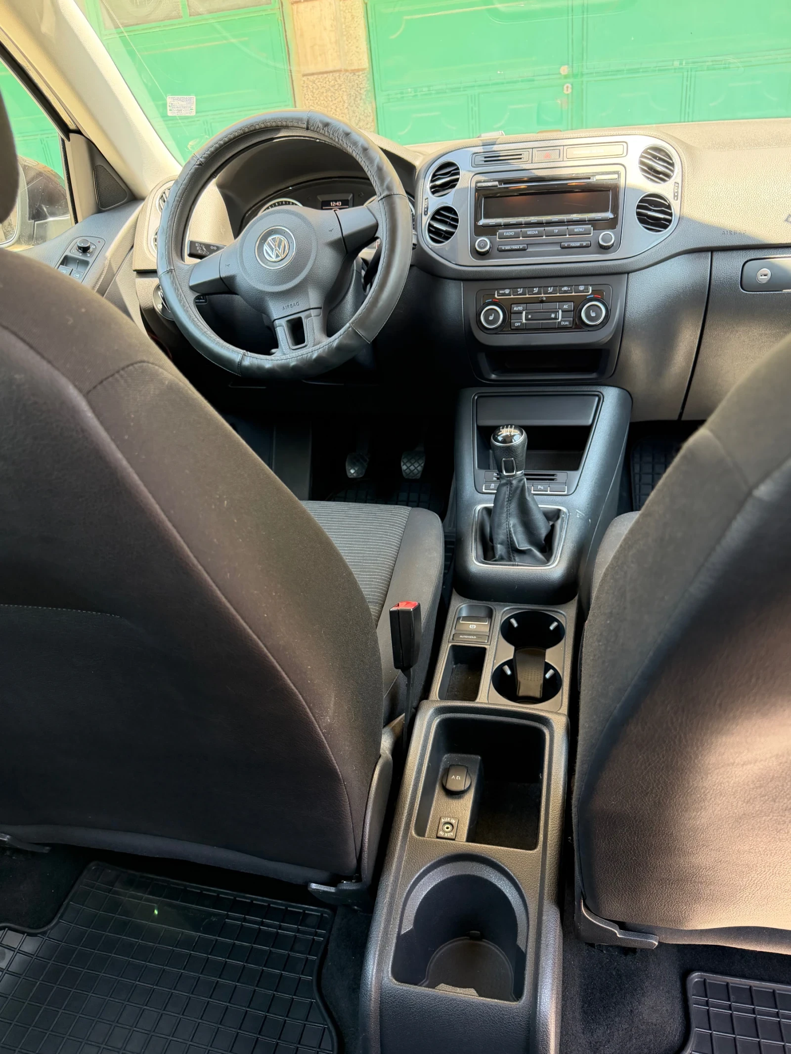 VW Tiguan, снимка 5 - Автомобили и джипове - 55248728