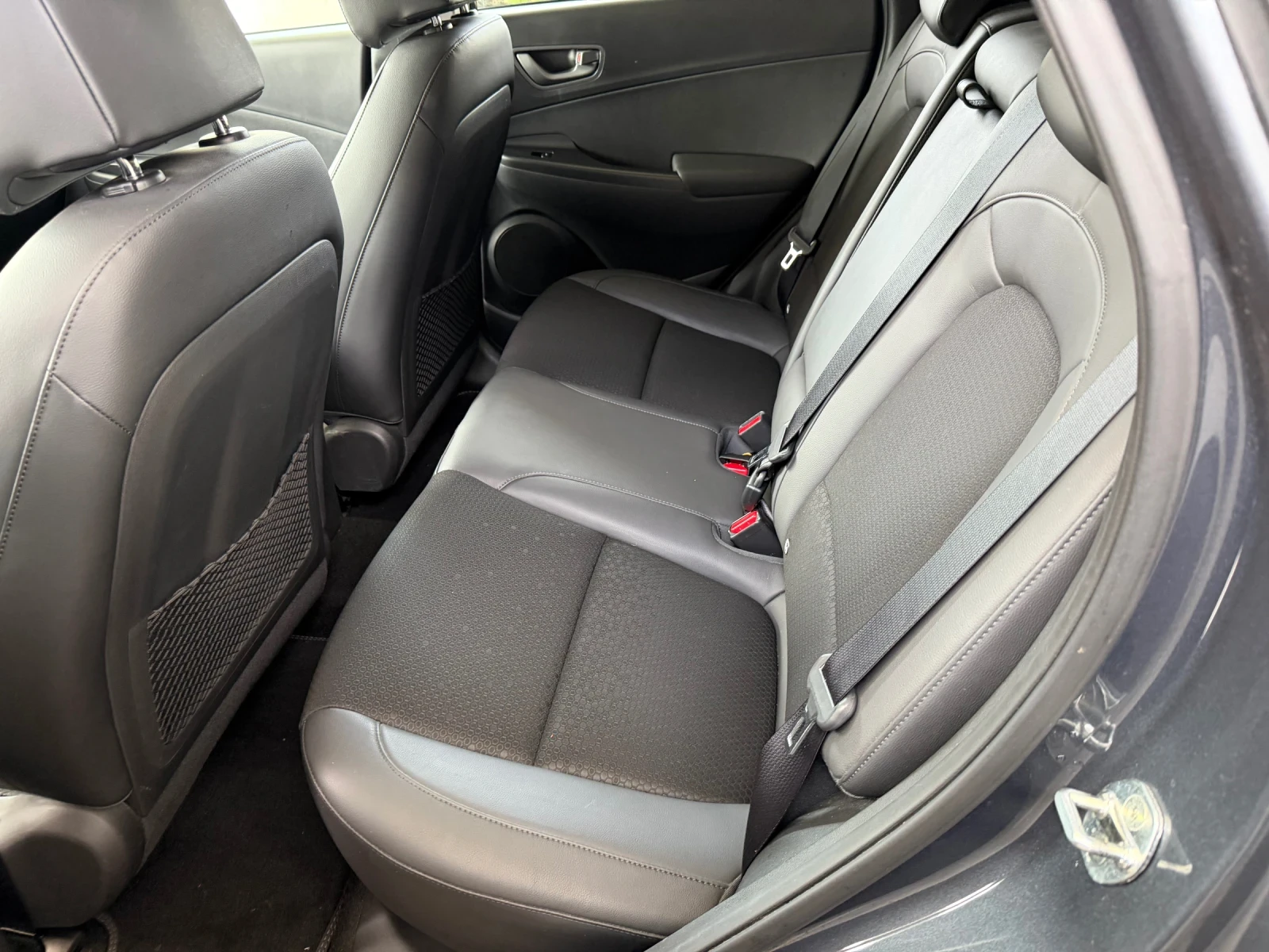 Hyundai Kona, снимка 10 - Автомобили и джипове - 55341251