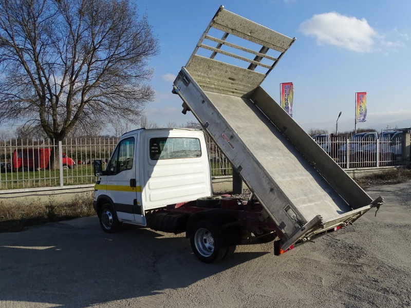 Iveco Daily 35C14 3.0HPI  КАТ. * Б* 3, 5т., снимка 4 - Бусове и автобуси - 52884364